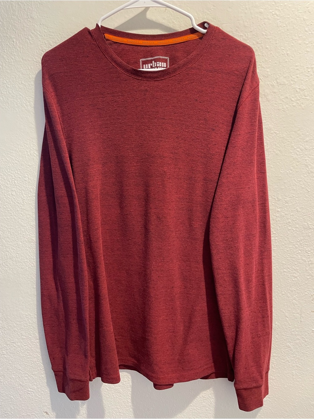 Urban Pipeline Maxflex Men's Long Sleeve Crew Neck T-Shirt - Red, Size L